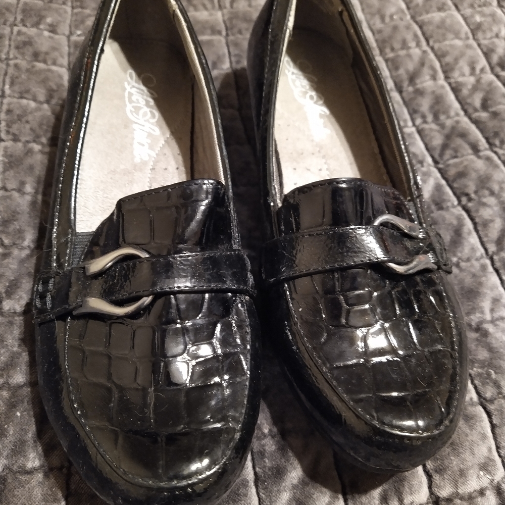 Life Stride loafer style flats